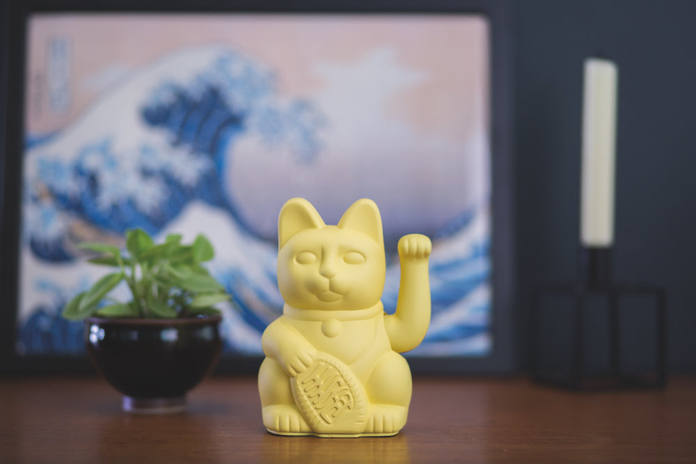 Donkey Maneki-Neko kat - gul - Bahne